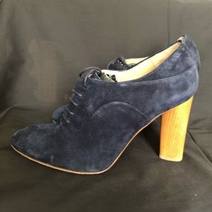 The Office of Angela Scott Navy Suede Bootie sz 39